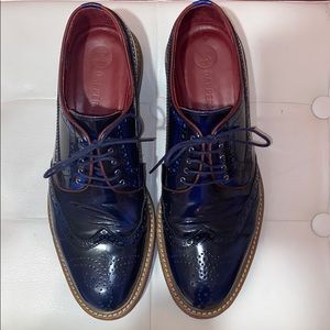 Men’s Navy Lace Up Oxford Style Shoes!!
